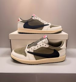 Travis Scott x Air Jordan 1 Low OG "Medium Olive" (Size 10) — BRAND NEW