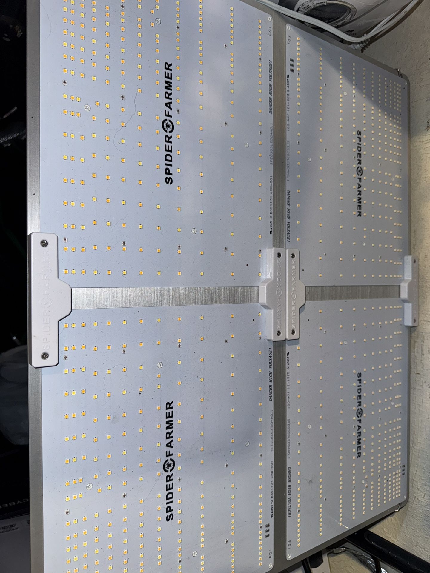 Spider Farmer SF4000 LED Grow Light