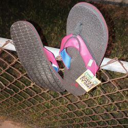 sanuk flip fops sz, 5-6