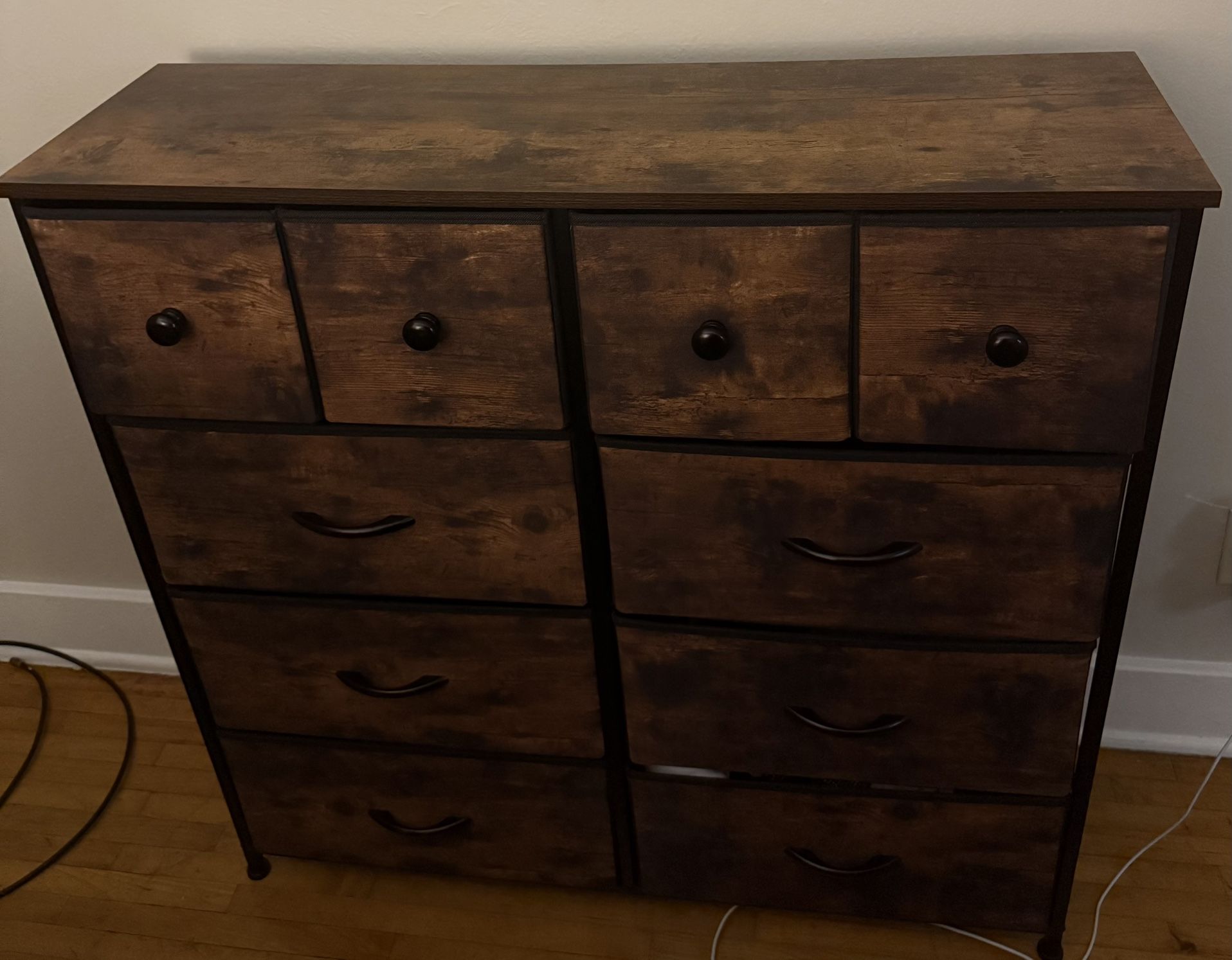Dresser w/one Nightstand