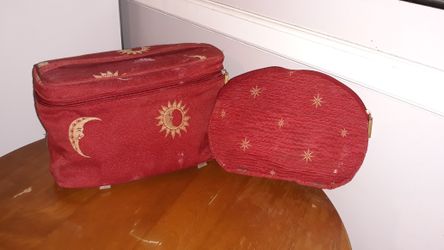 Woman's Toiletry Kit & Make-Up Bag