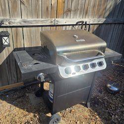 Charbroil Barbecue grill