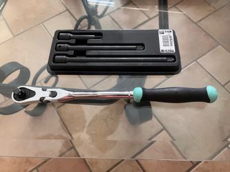 3/8” Drive Teal Flex Locking Ratchet + Extensions