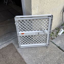 pet gate 