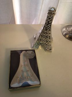 Eiffel Tower decor