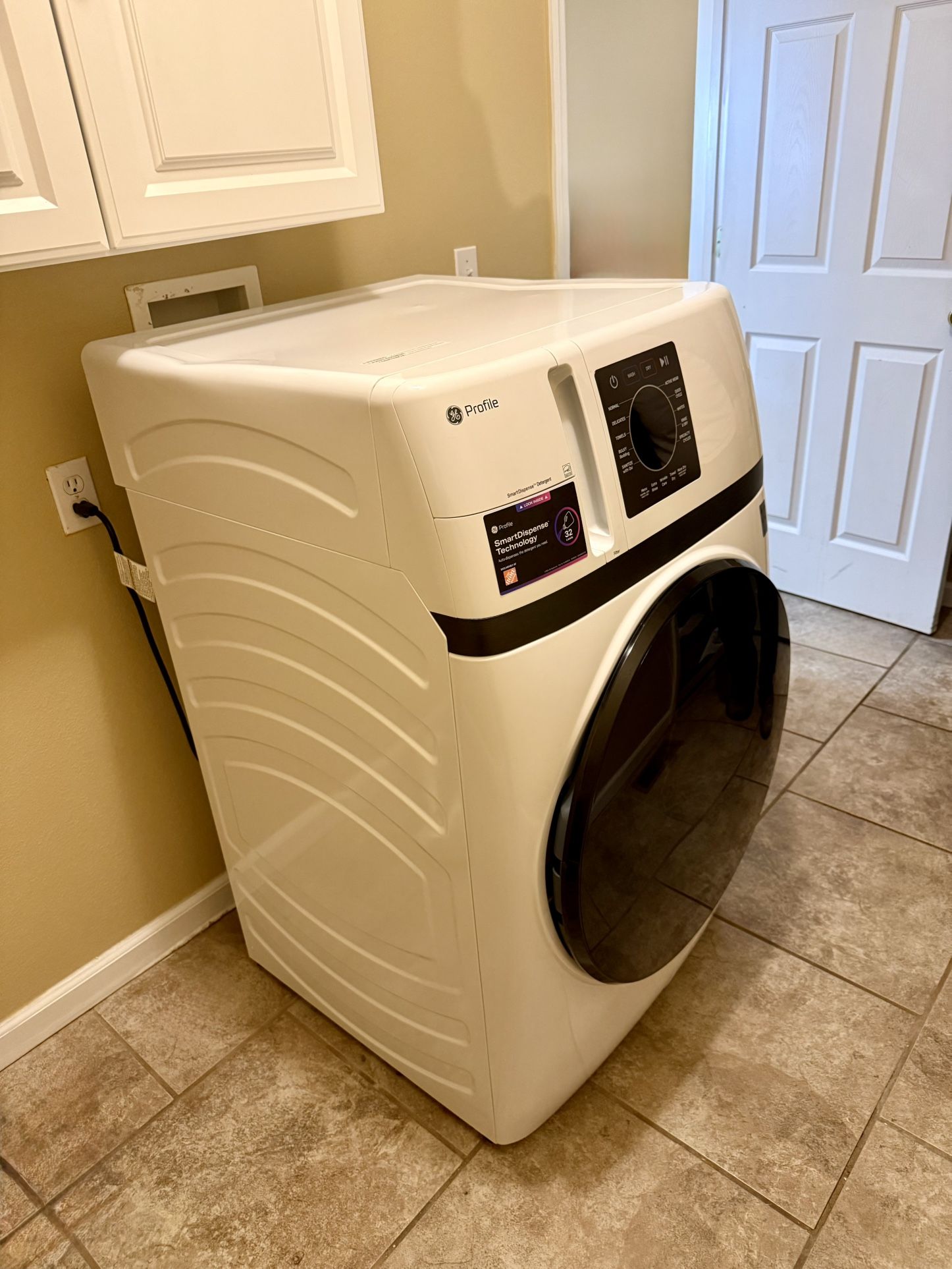 GE Electric Washer/Dryer Combo!