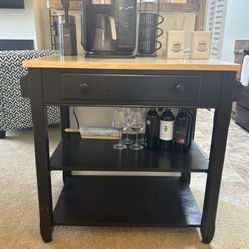 Coffe Bar/Liquor Bar