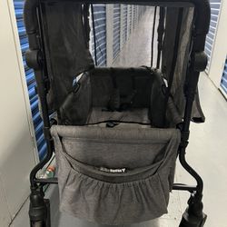 Jeep Wrangler Deluxe Stroller Wagon