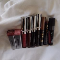 Makeup,3 Cover Girl Lipsticks, 2 Matte liquid And Flat Finish Glosses