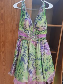 Size 4 homecoming prom dress