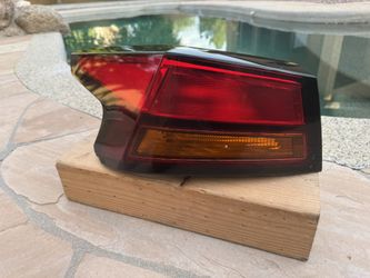 2019-2023 Nissan Altima Taillight Driver