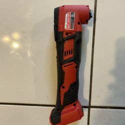 Milwaukee Multitool