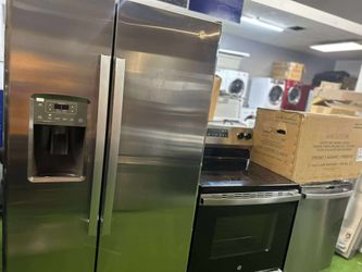 BRAND NEW GE 4 Piece Set 