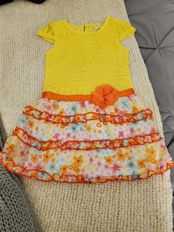 Youngland Yellow Flower Dress Size 4