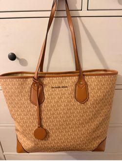 MK Tote