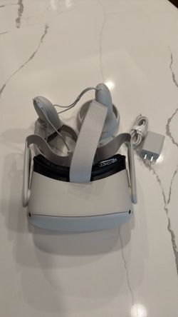 Meta Quest 2 VR Headset Bundle – Includes Controllers, Charger, and VR Cover