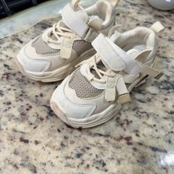 Kids Shoes Size 10 