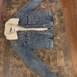 Hollister Sherpa-lined denim jacket xs