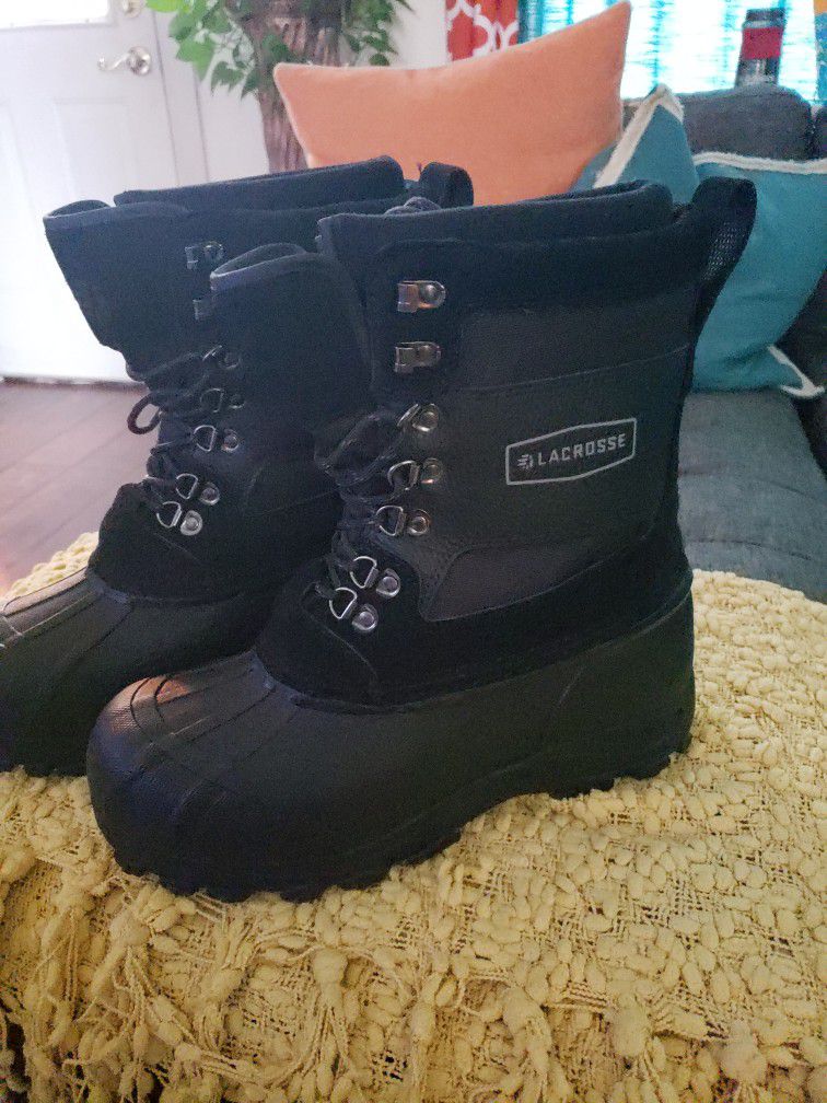 Brand New Snow Boots Size 10