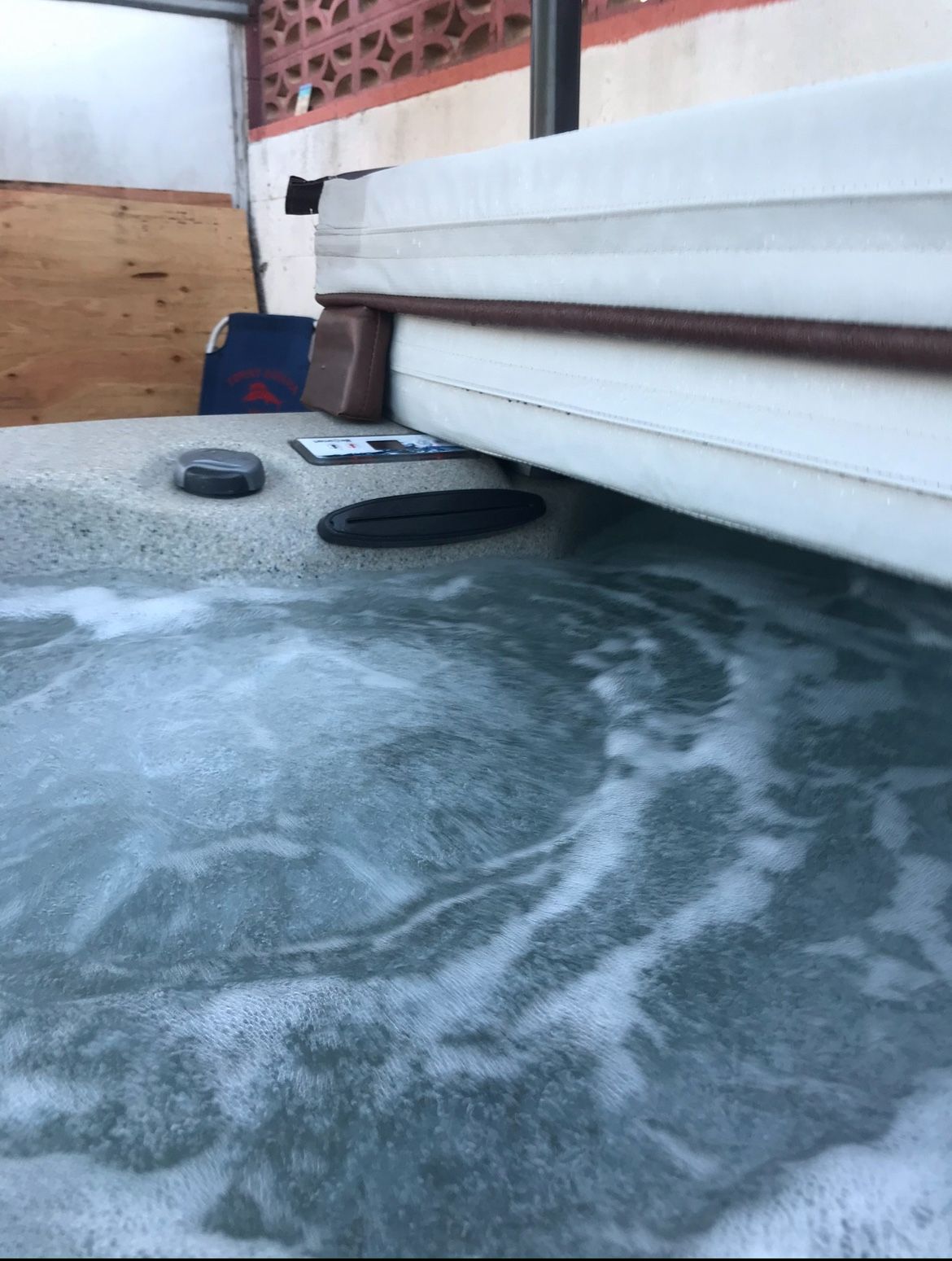 Lifesmart plug & Play Hot tub