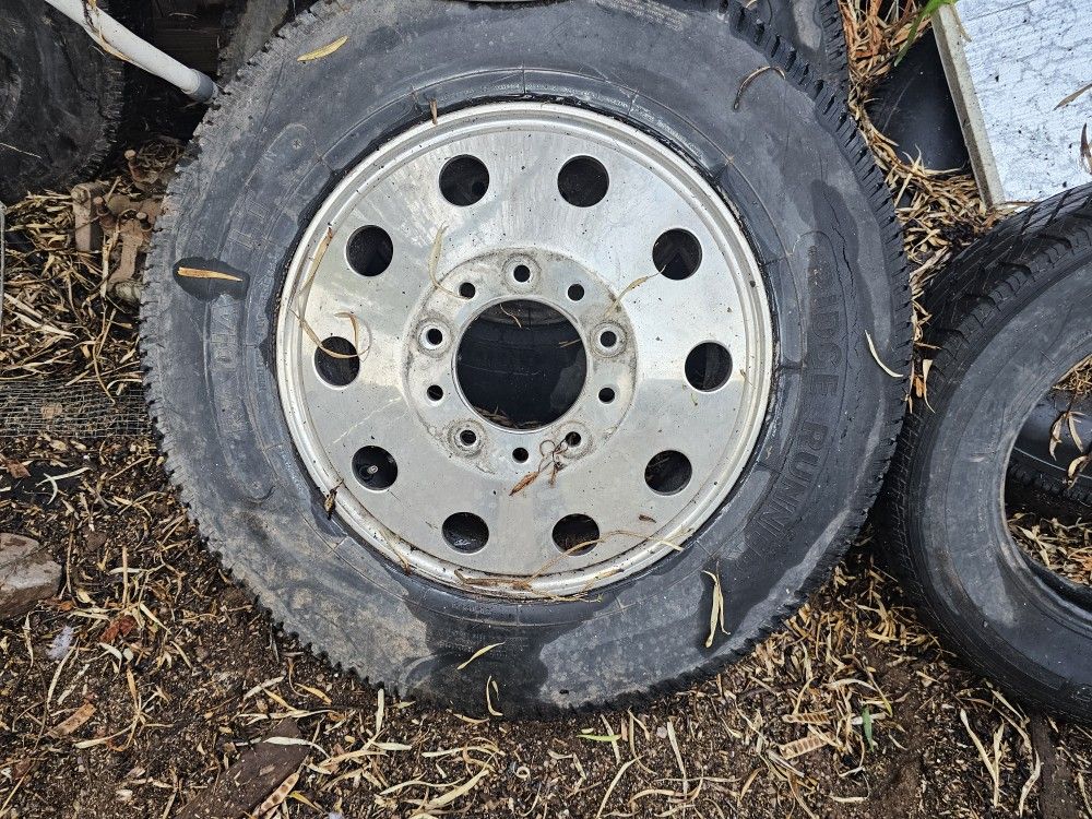 19.5 Alcoa Aluminum Wheels