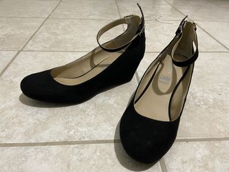 Arizona Black High heels