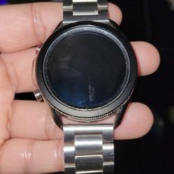 Selling Samsung Galaxy Watch 3 Classic Silver, Negotiable