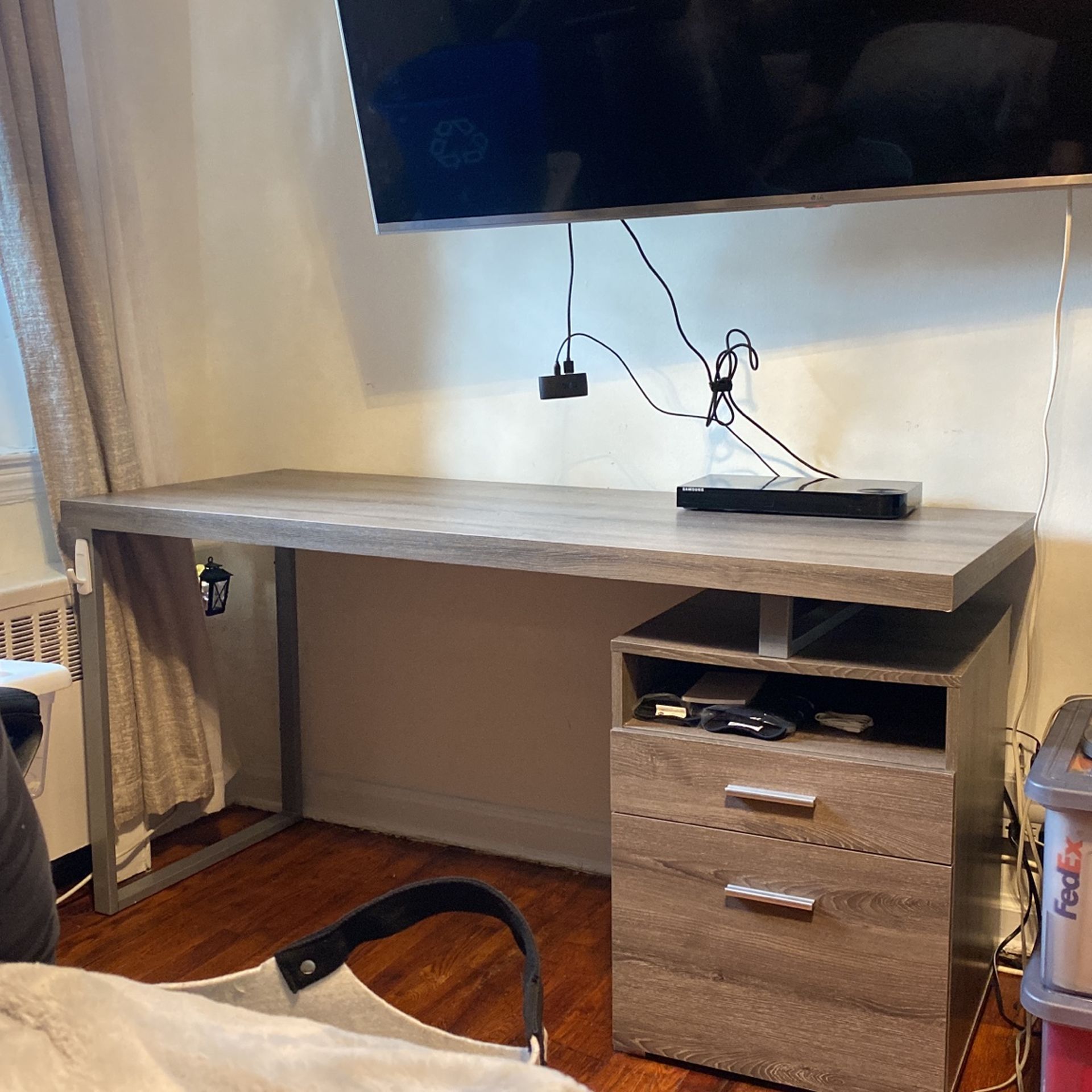 Desk For Sale Cash And Carry 