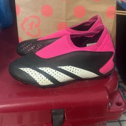 Girls Soccer Shoes Size One And A Half