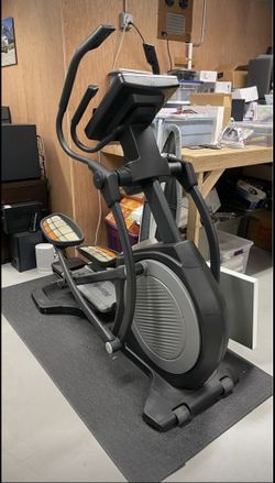 Nordic Track Elite 17.7 Elliptical Great Condition!