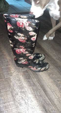 Rain boots