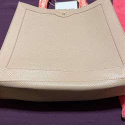 Brand New Michael Kors Bag Very Cute