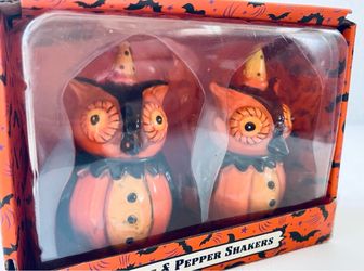 Johanna Parker Halloween Folk Art Owl Pumpkin Peep Salt Pepper Shaker Set
