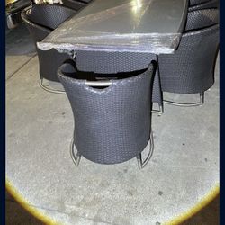 Outdoor Dining Table 