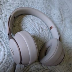 Beats Solo 4