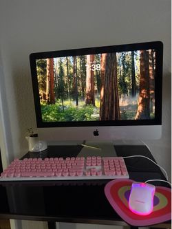 Apple Mac 300 OBO =)