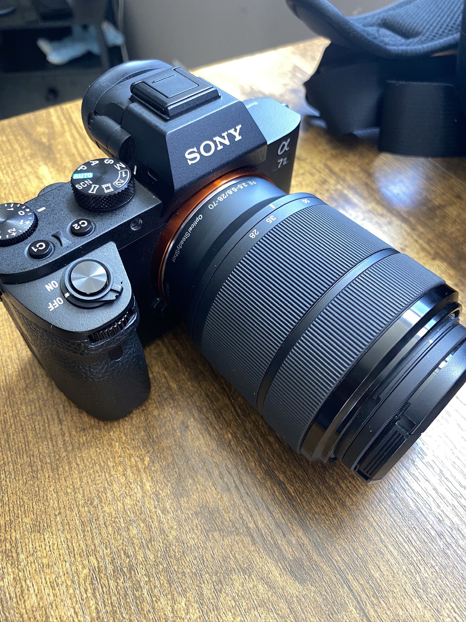 Sony A7 II Kit lens 24-70