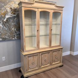 80” AMERICAN OF MARTINSVILLE Solid Wood 2 Piece Display Cabinet & Buffet With Lighting