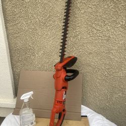 Black Decker 24” Leaves Trimming 