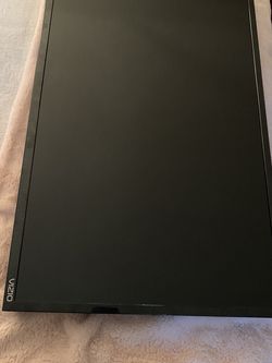 32” VIZIO Smart TV + Remote