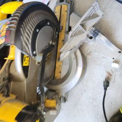 Dewalt dws782 deals