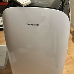 Honeywell Portable A/C
