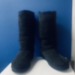 Men’s Authentic Australian UGGS $25.00