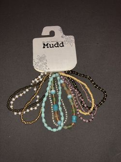 *BRAND NEW* bracelet set