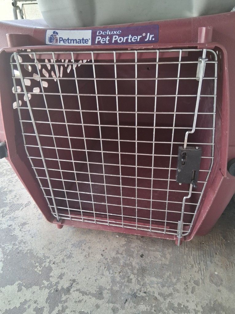 Dog kennel