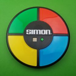 Hasbro Simon Classic Retro Electronic Memory Game 2013 Works Great Model 1897