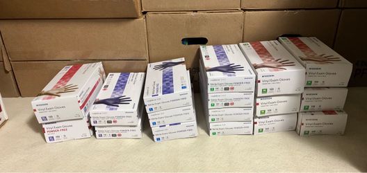 ‼️‼️‼️👋$$$60 for 5 boxes (each box has 100 gloves) no I don't sell single boxes just sets of 5 or more) theres many available a few medium and large