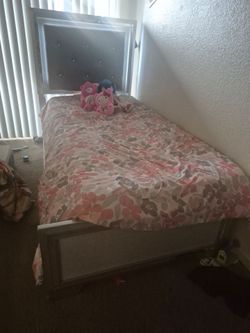 Twin size bed frame