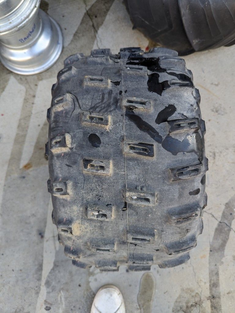 Stock Rear Tire 400ex 250r