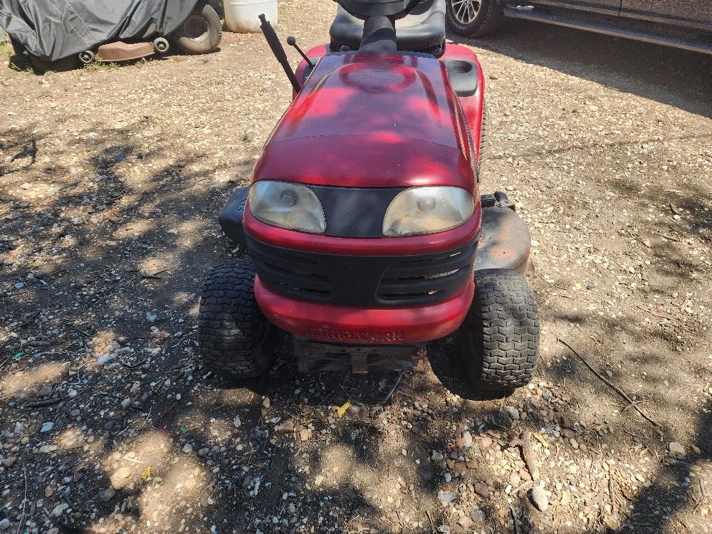 Craftsman Lt3000 42" Riding Mower 